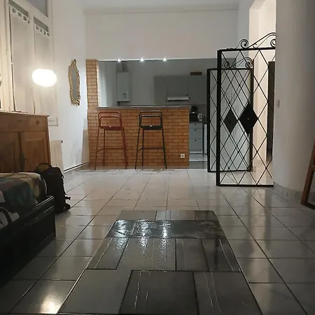 T2 De 70 M2 Au Coeur De Lägenhet Sète